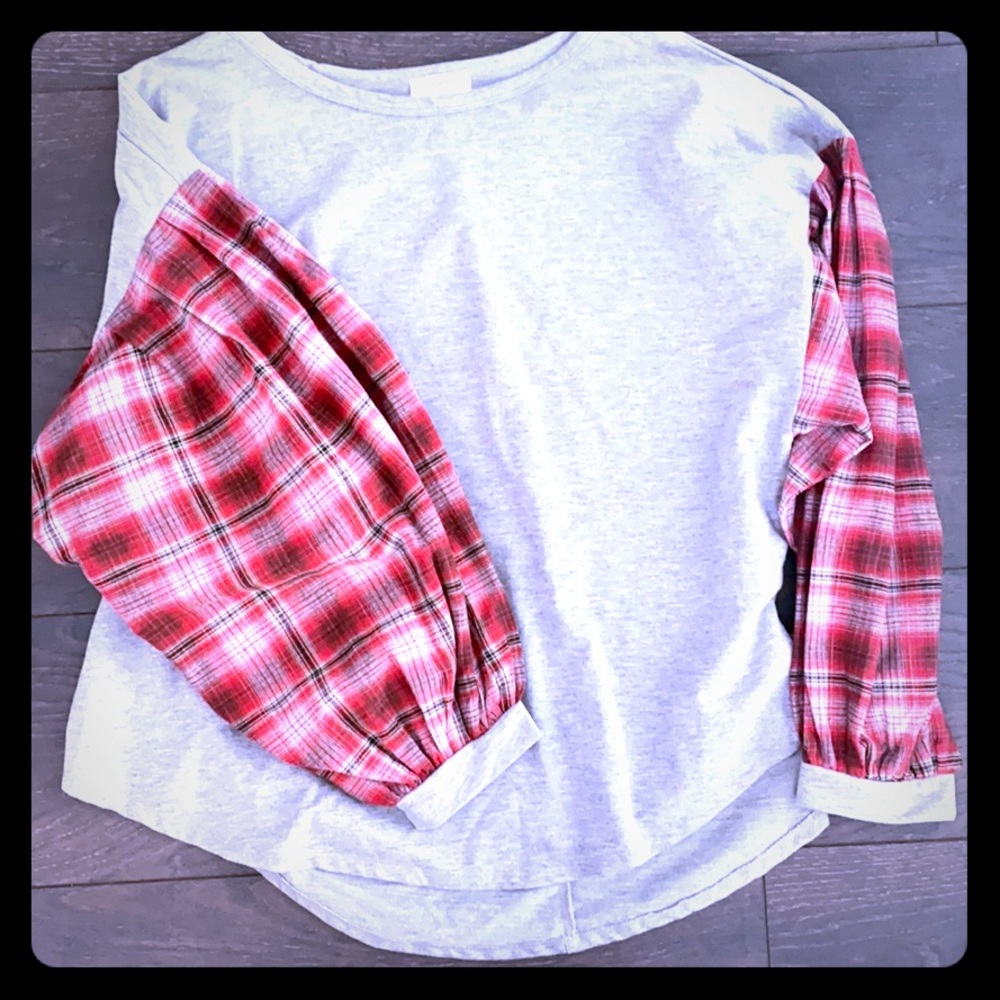 Umgee Ballon Sleeve Top with plaid sleeves